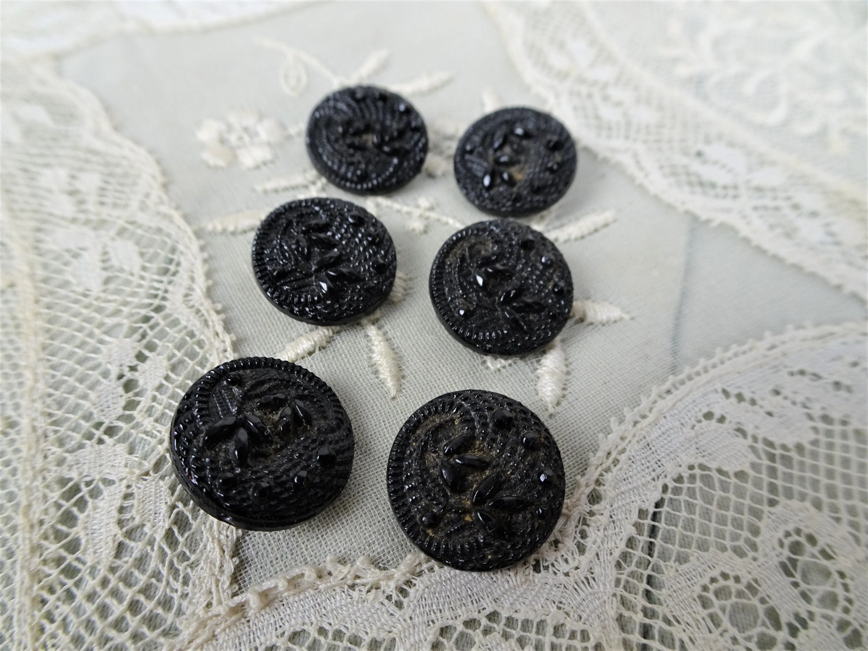 Antique French Jet Glass Victorian Fancy Buttons,Set of 6,Highly Detailed Design,For French Bebe Dolls Jewelry,Collectible Vintage Buttons