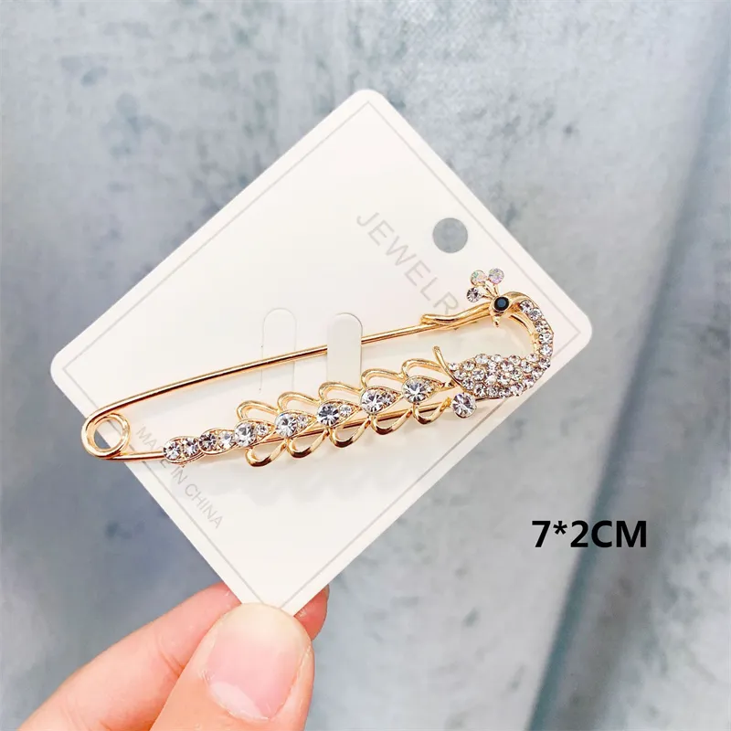 Crystal Brooches Luxury Vintage Geometric Brooch