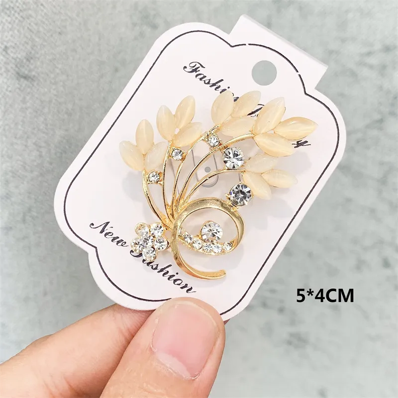 Crystal Brooches Luxury Vintage Geometric Brooch