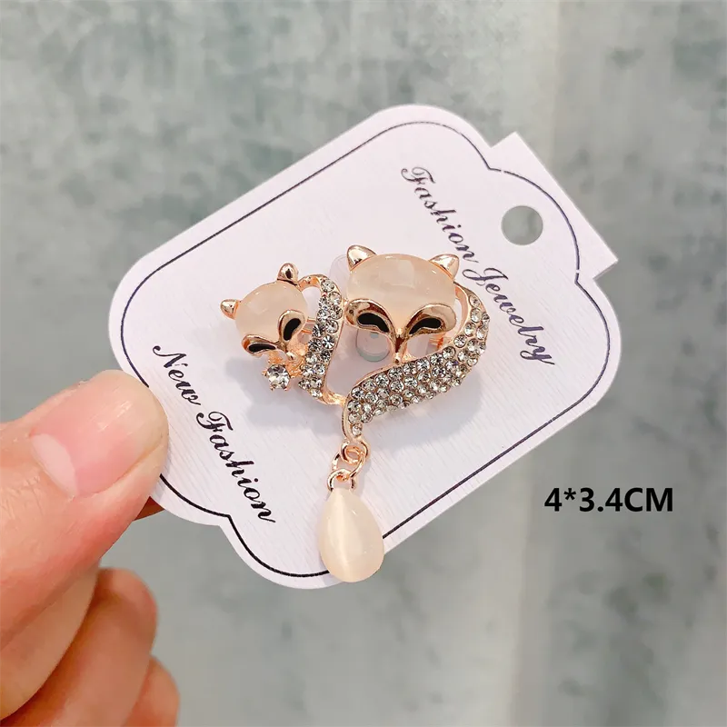 Crystal Brooches Luxury Vintage Geometric Brooch