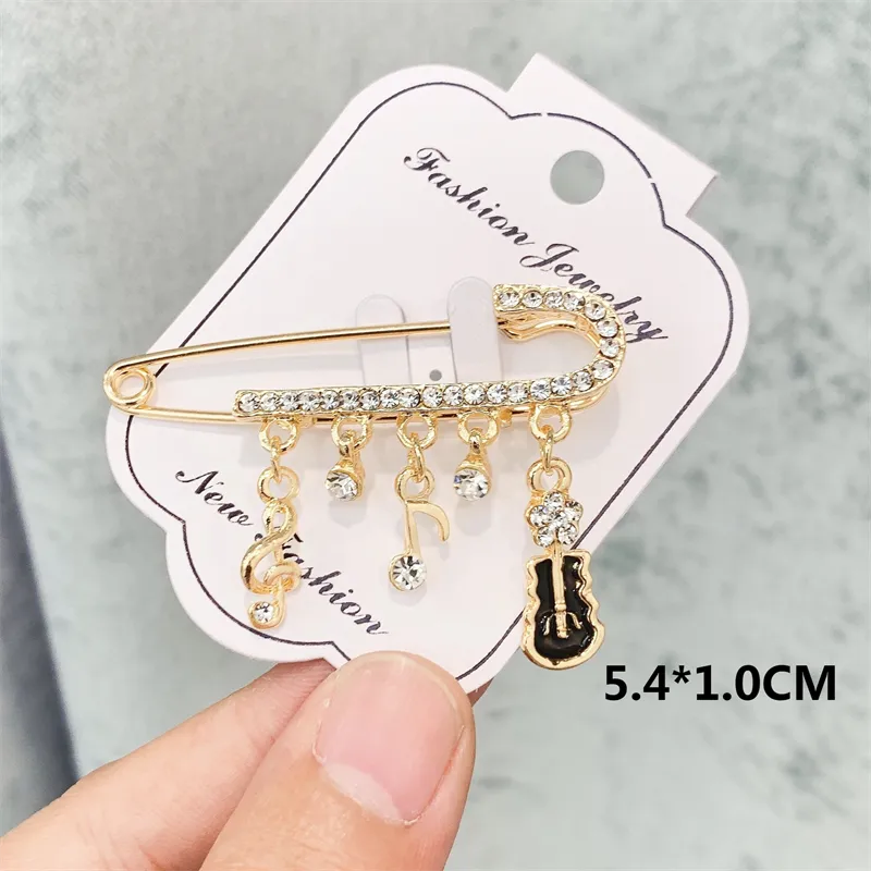 Crystal Brooches Luxury Vintage Geometric Brooch