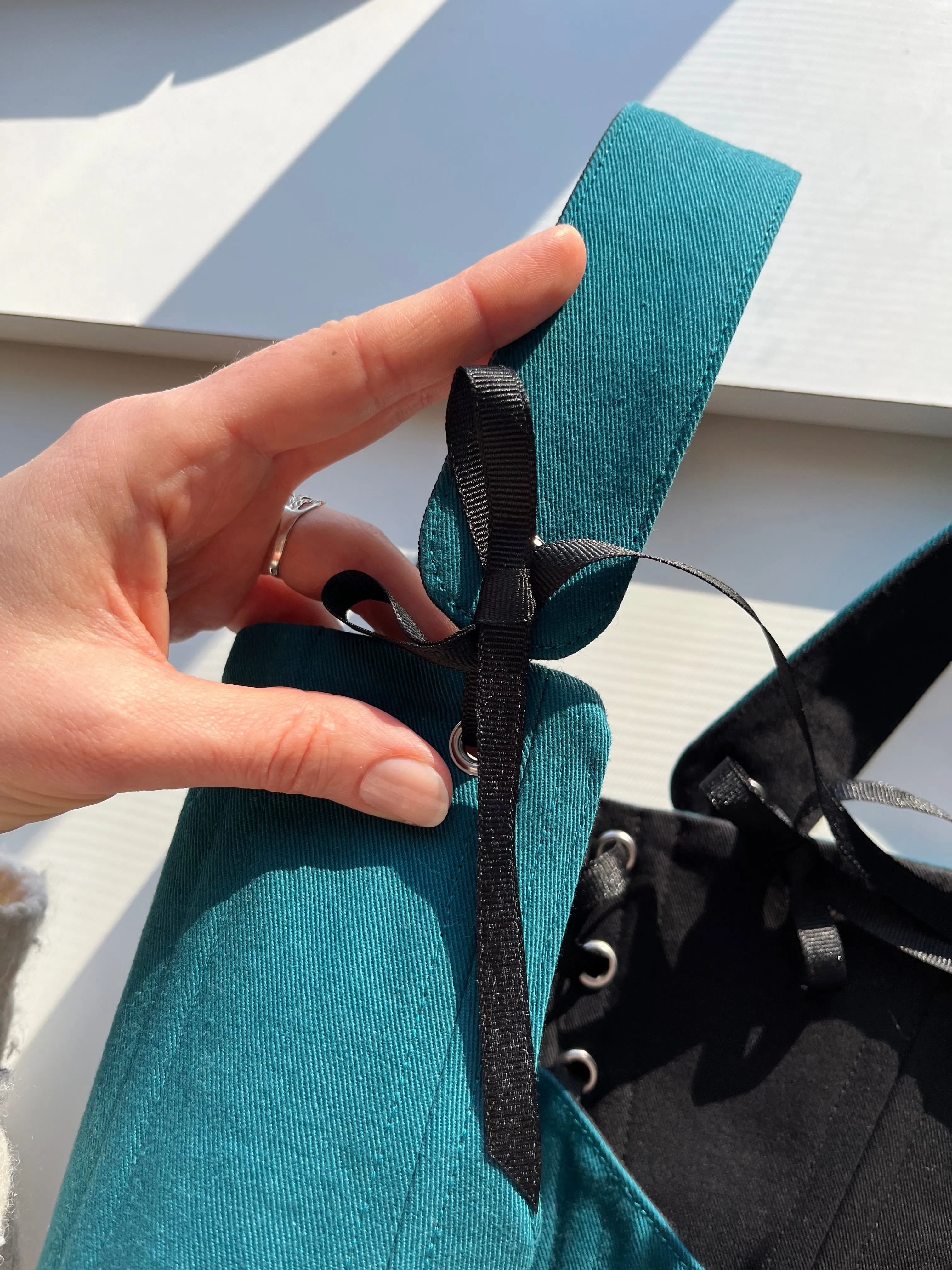 Custom for S_v02 Reversible black/teal underbust with shoulder straps size S