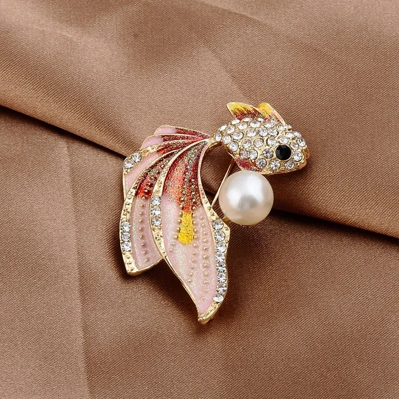 Cute Color Goldfish Brooch Fashion Rhinesonte Pearl Fish Animal Pin Brooches
