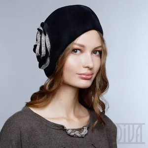 Elegant fur felt beret with rhinestones trim Ladies winter hat