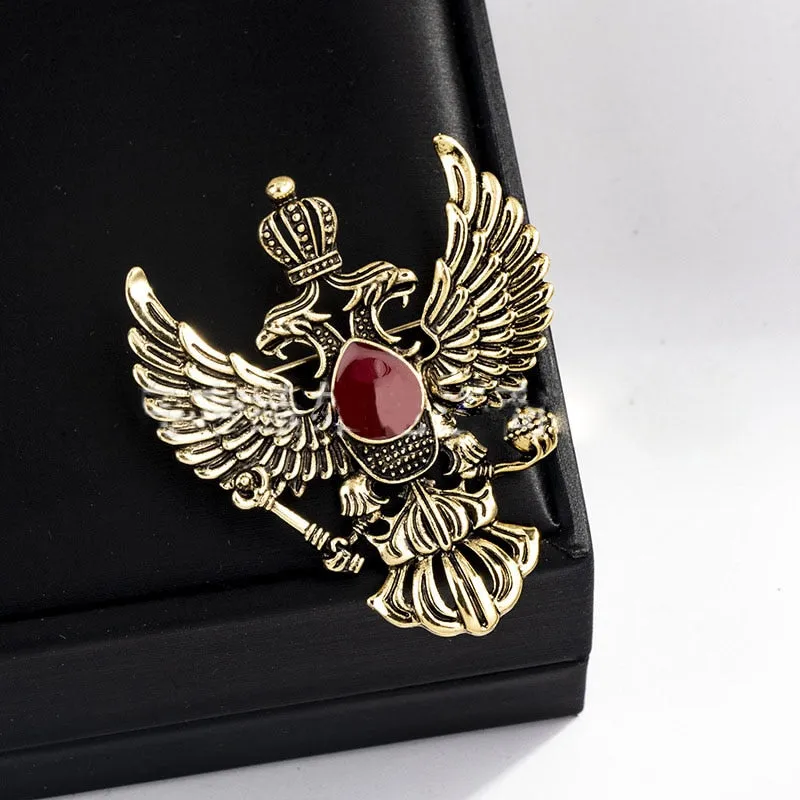 High-end Retro Wing Metal Pins and Brooches