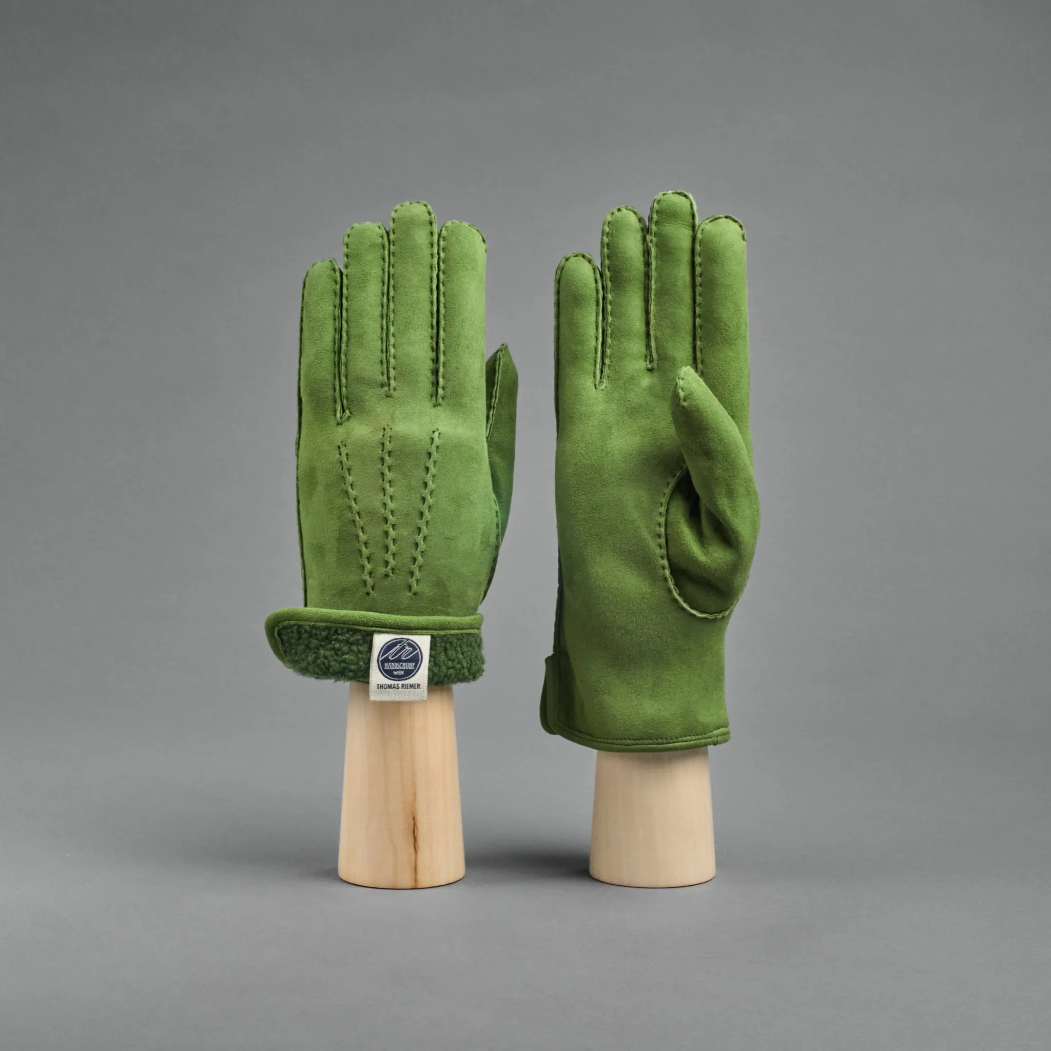 Ladies Gloves from Grass Green Curly Lambskin lined with Shearling