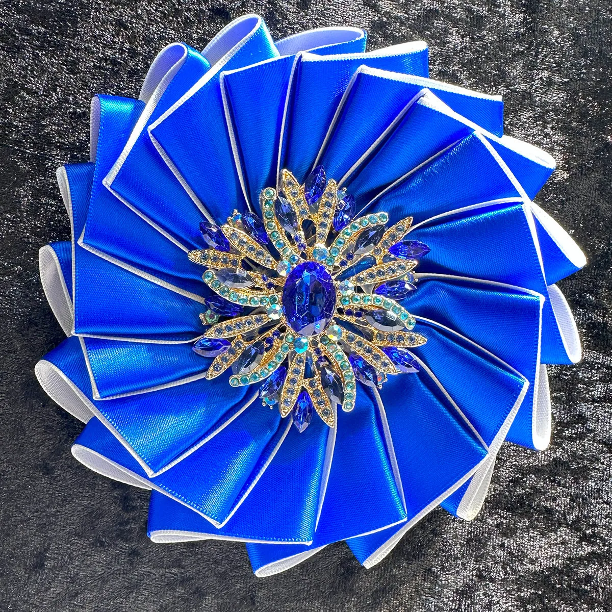 **New Arrival** Zeta Phi Beta Luxe Blue and Whtie Flower Corsage