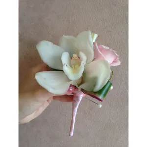 White Orchid Cymbidium and Light Pink Spray Rose BC