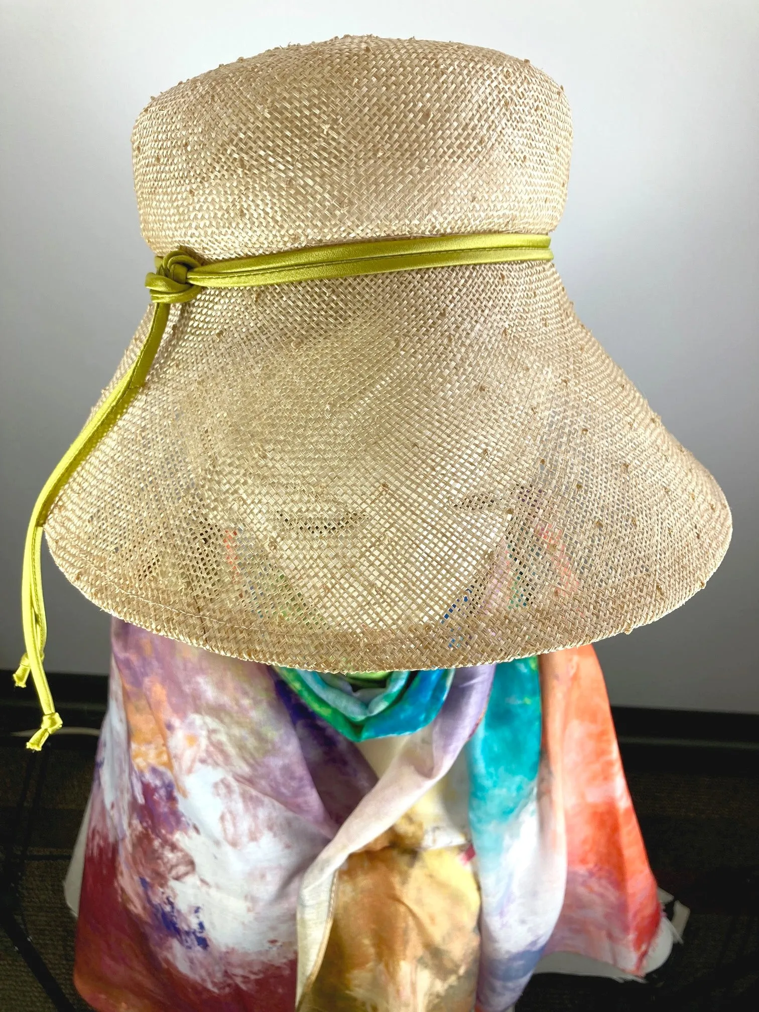 Womens vintage vibe hat, tan ladies hat, natural straw Open Weave hat, Summer Medium Brim Hat, casual woman hat,  Ladies Tea Hat, Church Hat