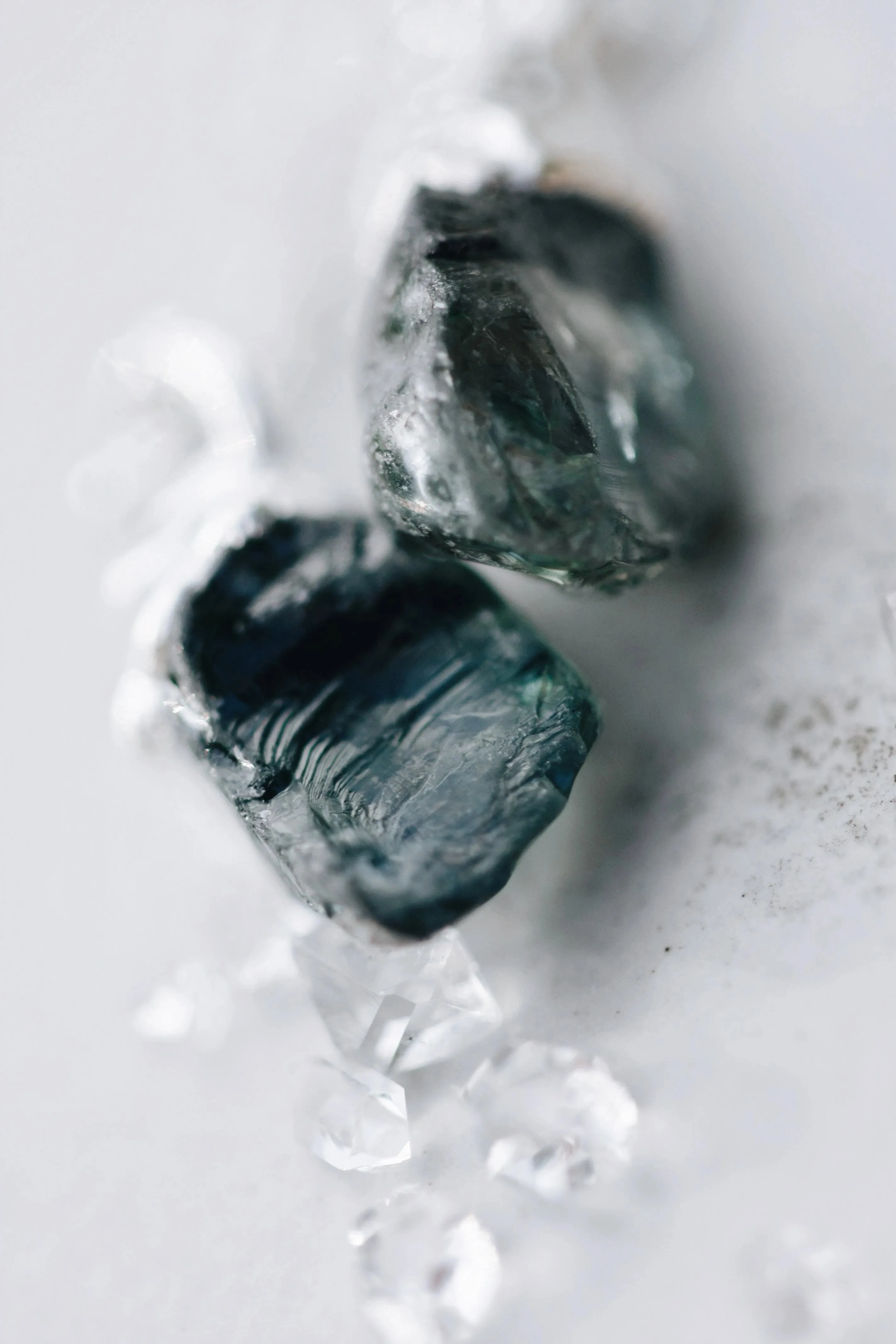 Zircon Short Drop Earrings · December